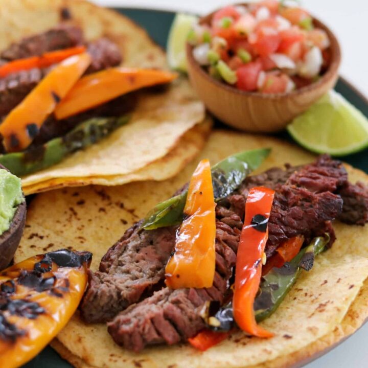 beef fajitas tacos with pico de gallo