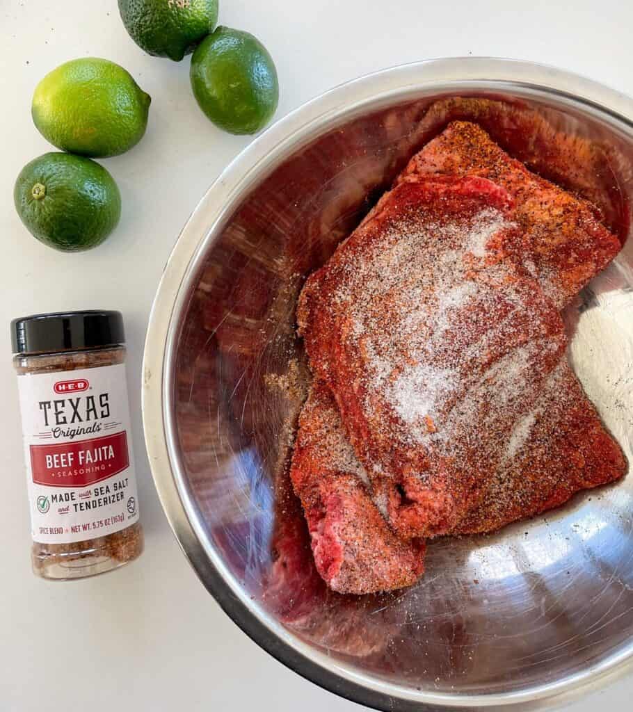 H-E-B Texas Originals Beef Fajitas Seasoning with skirt steak, sugar, and limes