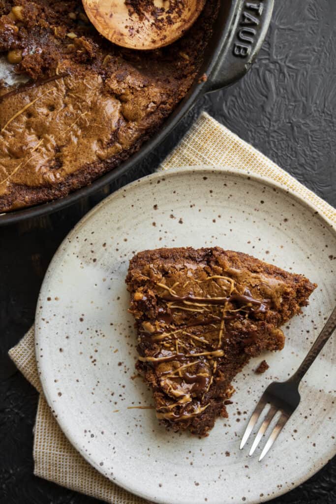 slice of brown butter chocolate chip skillet cookie